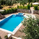 Vila Liokrina Country Living & Koróni