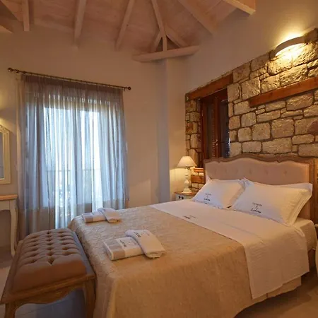 Liokrina Country Living & Koroni (Messinia)