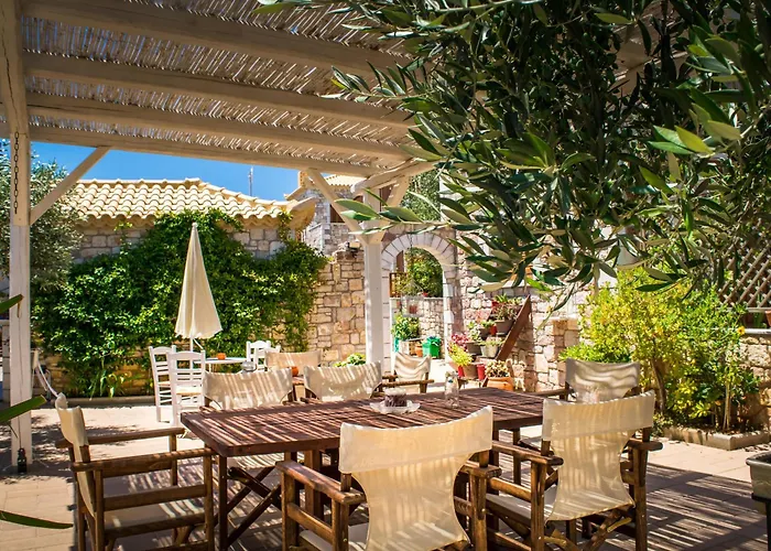 Liokrina Country Living & *